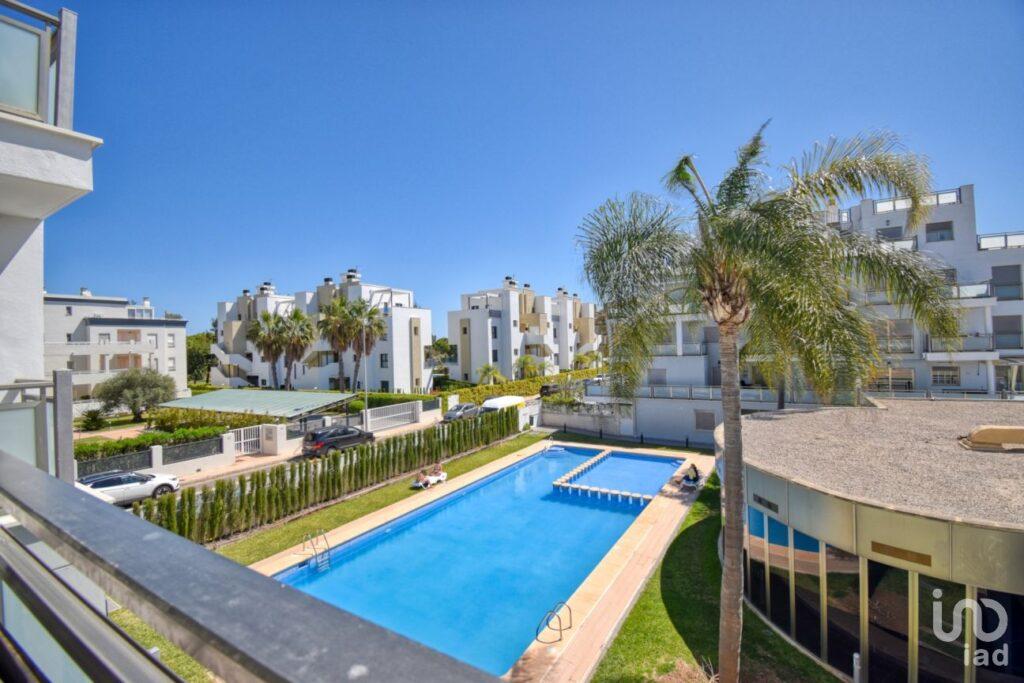 vivienda con piscina