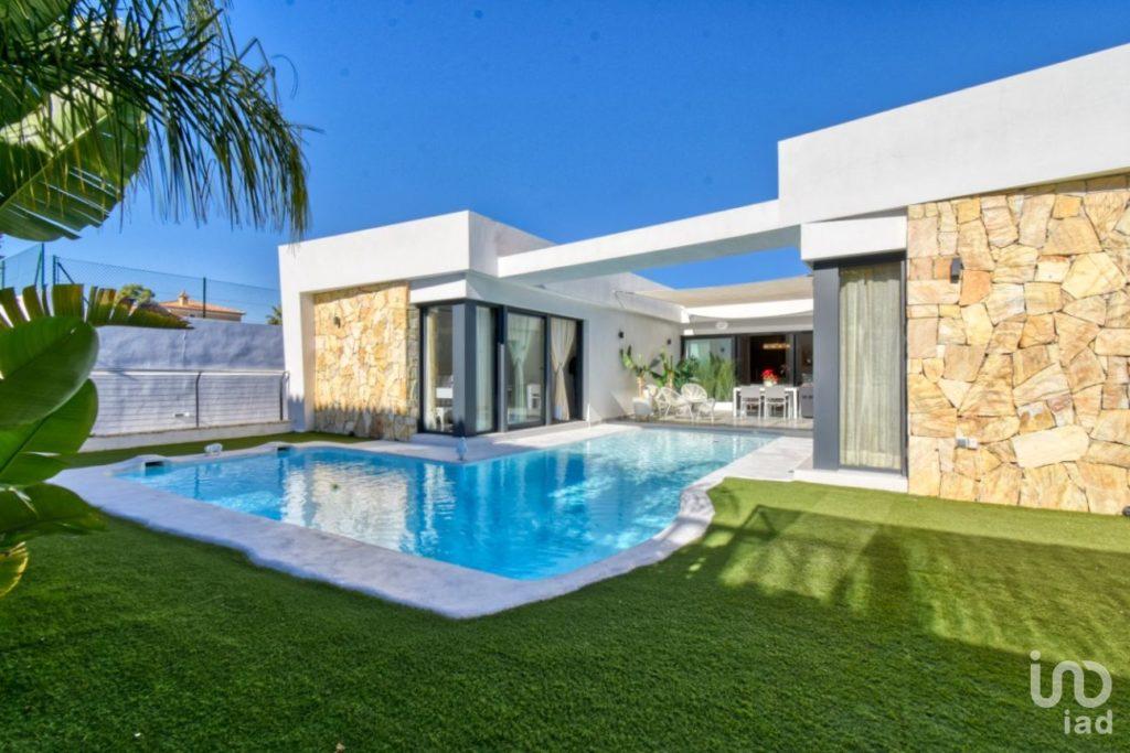 vivienda de lujo en denia