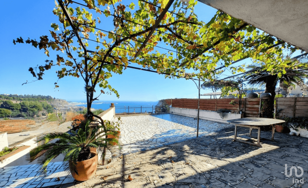 casa de 3 habitaciones en arenys de mar